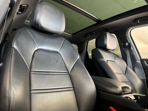 Certified 2023 Porsche Cayenne image 17