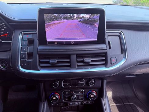 Used 2021 Chevrolet Suburban Premier AWD/4WD image 27