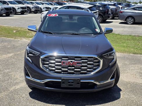 Used 2019 GMC Terrain Denali FWD image 3