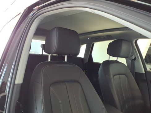 Certified 2023 Audi Q5 2.0T Premium w/ Convenience Package AWD/4WD image 21