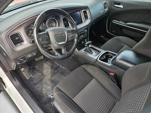 Used 2023 Dodge Charger SXT image 9
