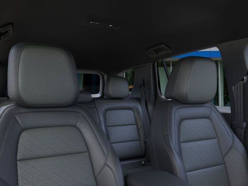 New 2026 Chevrolet Equinox LT w/ Convenience Package II FWD image 24