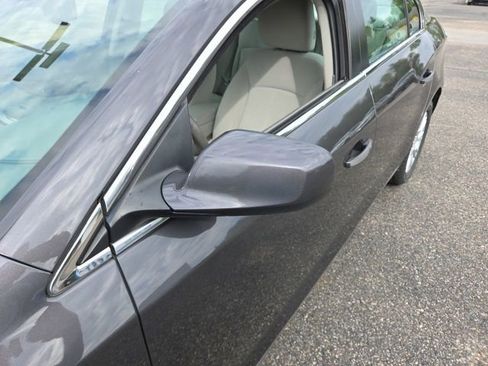 Used 2013 Buick LaCrosse FWD image 24