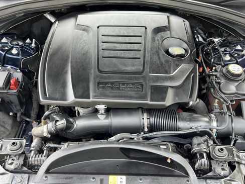 Used 2022 Jaguar F-PACE S AWD/4WD image 34