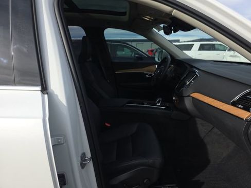 Used 2025 Volvo XC90 T8 Plus w/ Protection Package Premier image 10