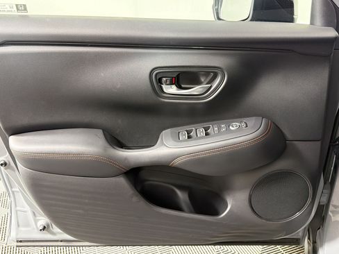 Used 2025 Honda HR-V Sport image 12