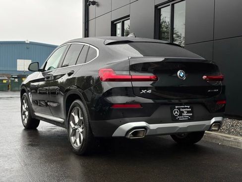 Used 2024 BMW X4 xDrive30i w/ Premium Package AWD/4WD image 6