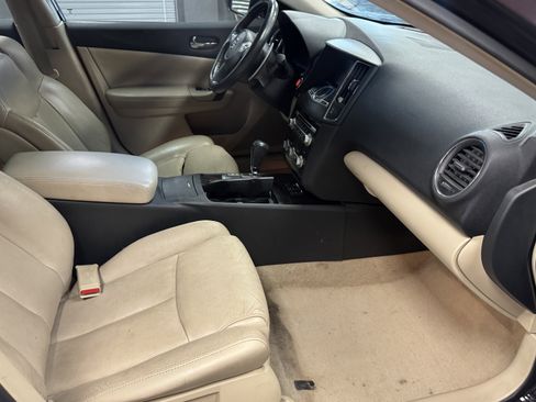 Used 2014 Nissan Maxima 3.5 SV w/ Premium Package image 15