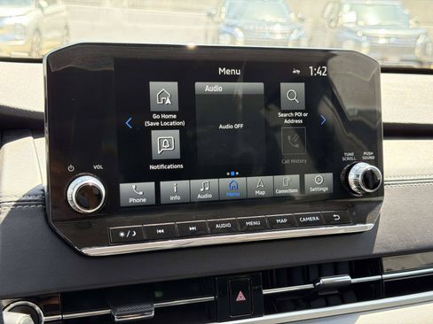 Used 2024 Mitsubishi Outlander 4WD Plug-In Hybrid image 22
