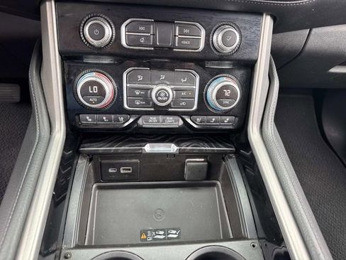 Used 2021 GMC Yukon Denali w/ Denali Premium Package RWD image 26