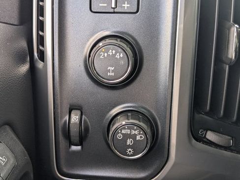 Used 2018 Chevrolet Silverado 2500 LTZ w/ Duramax Plus Package AWD/4WD image 18