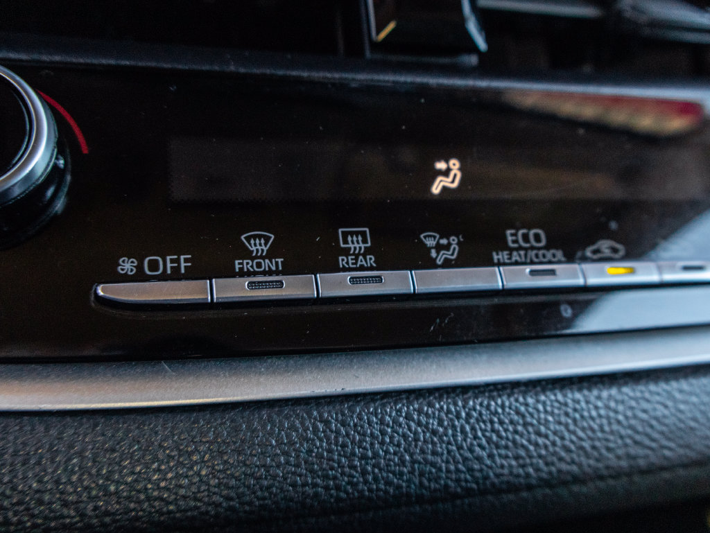 Used 2022 Toyota Corolla LE FWD image 21