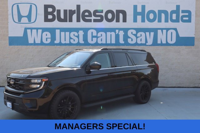 Used 2025 Ford Expedition Max Active AWD/4WD image 1