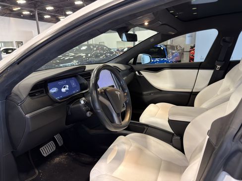 Used 2019 Tesla Model S Long Range AWD/4WD image 4
