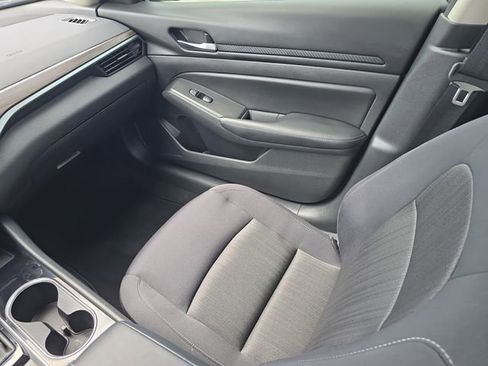 Certified 2024 Nissan Altima 2.5 SV image 15