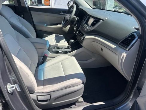 Used 2018 Hyundai Tucson SEL AWD/4WD image 9
