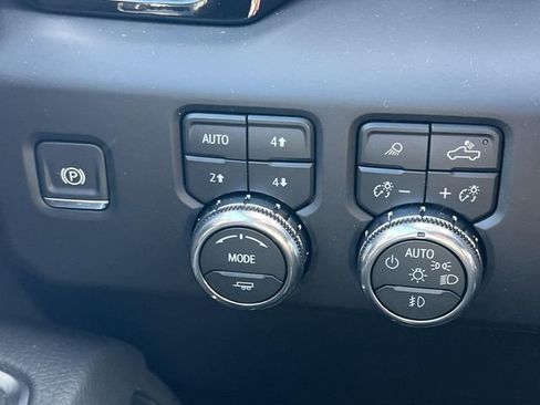 New 2026 GMC Sierra 2500 Denali w/ Denali Reserve Package image 21