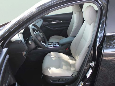 Used 2025 MAZDA CX-30 AWD 2.5 S w/ Preferred Package image 18
