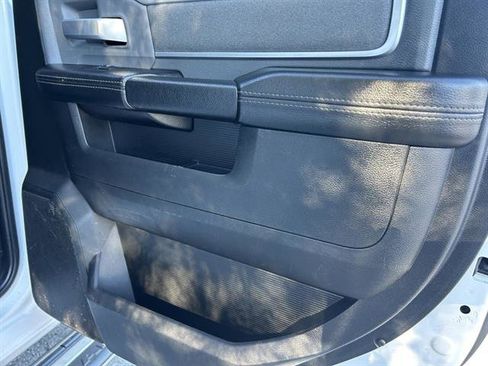 Used 2021 RAM 2500 Big Horn image 25