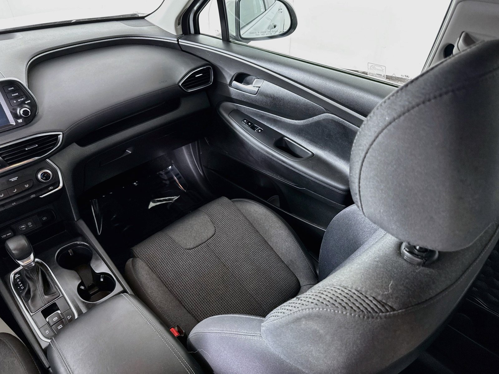 Used 2019 Hyundai Santa Fe SE AWD/4WD image 22