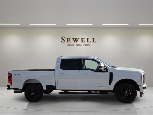 Used 2023 Ford F250 Lariat w/ Lariat Ultimate Package image 5