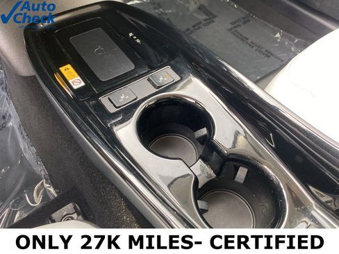 Used 2020 Toyota Prius XLE w/ Advanced Technology Package image 35