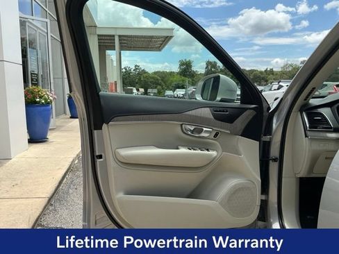 Certified 2023 Volvo XC90 T8 Ultimate w/ Protection Package AWD/4WD image 9