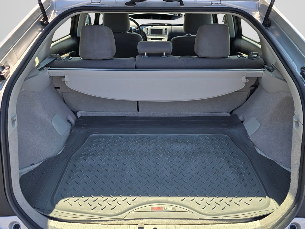 Used 2015 Toyota Prius Two FWD image 18