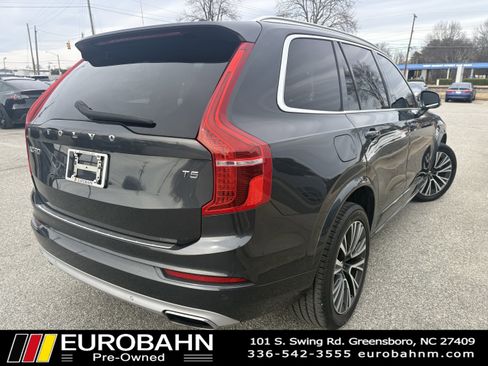 Used 2021 Volvo XC90 T5 Momentum w/ Protection Package Premier image 5