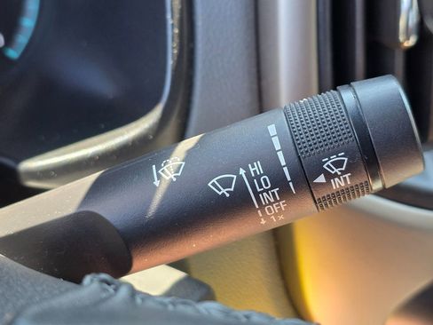 Used 2016 Chevrolet Colorado Z71 w/ Z71 Midnight Edition image 42