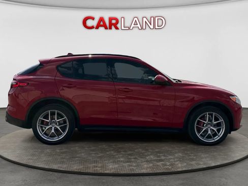 Used 2018 Alfa Romeo Stelvio Ti Sport AWD/4WD image 7