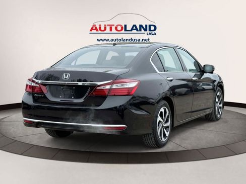 Used 2017 Honda Accord EX-L image 4