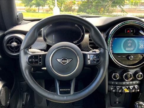 Certified 2024 MINI Cooper SE w/ MINI Resolute Edition image 6