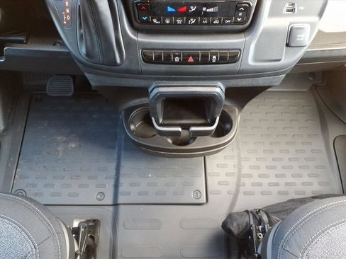 Used 2025 RAM ProMaster 3500 w/ Convenience Group image 17