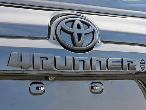 Used 2018 Toyota 4Runner Limited image 13