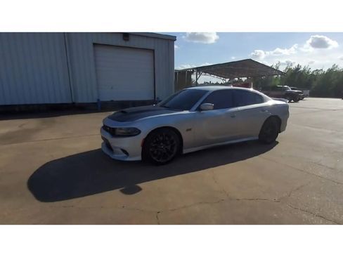 Used 2021 Dodge Charger Scat Pack w/ Navigation & Travel Group image 4