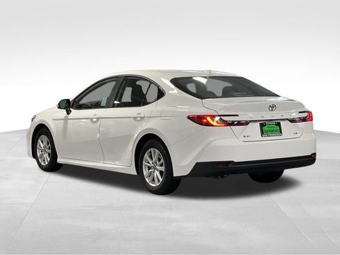 New 2026 Toyota Camry LE FWD image 3