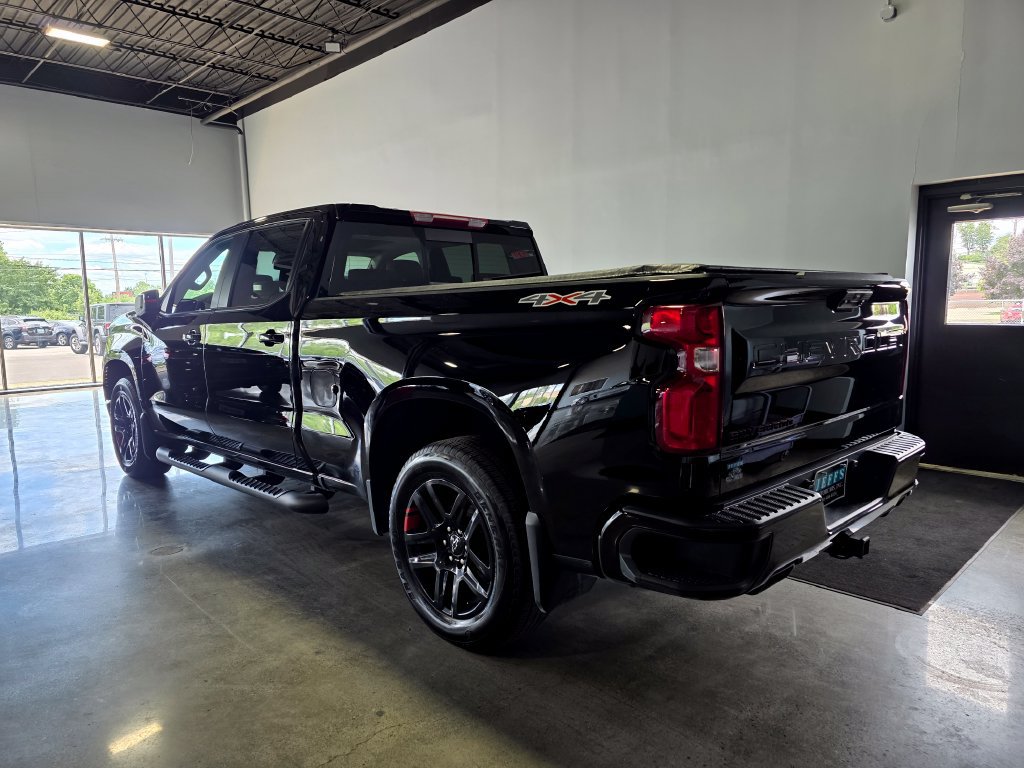 Used 2024 Chevrolet Silverado 1500 RST w/ Redline Edition AWD/4WD image 6