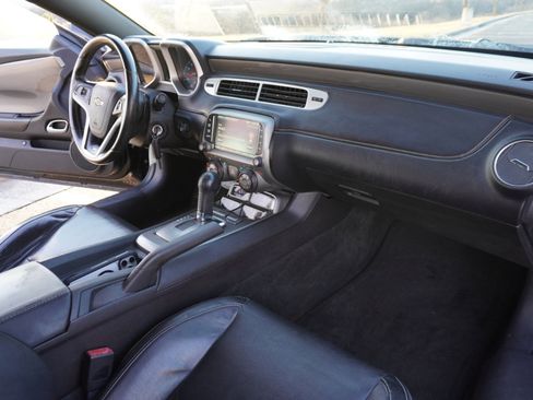 Used 2013 Chevrolet Camaro SS image 20