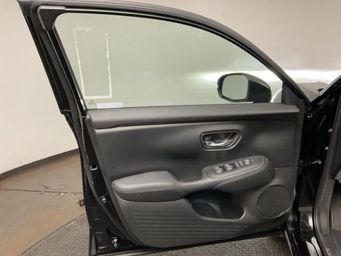 New 2026 Honda HR-V EX-L image 9