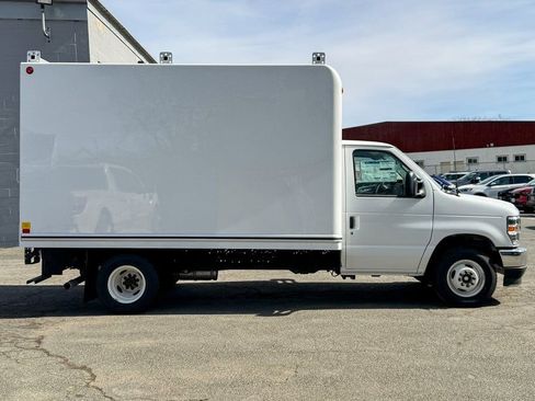 New 2025 Ford E-350 and Econoline 350 Super Duty w/ Power Equipment Group RWD image 2