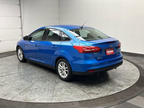 Used 2015 Ford Focus SE w/ SE Cold Weather Package image 2