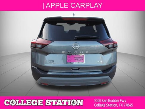 Certified 2023 Nissan Rogue SV FWD image 5