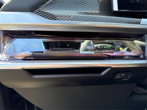 New 2025 BMW i7 xDrive60 w/ Executive Package image 24