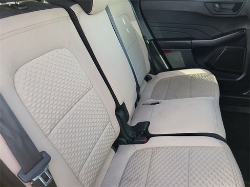 Used 2022 Ford Escape SE w/ Cold Weather Package image 15