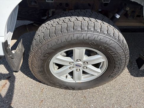 Used 2021 Ford F150 XLT AWD/4WD image 11