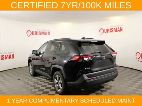 Used 2025 Toyota RAV4 XLE AWD/4WD image 4