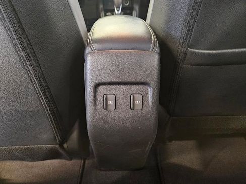 Certified 2023 Nissan Kicks SR w/ SR Premium Package image 24