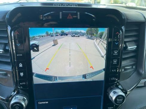 Used 2022 RAM 1500 Limited w/ Body Color Bumper Group AWD/4WD image 10