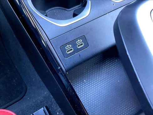 Used 2025 BMW X1 M35i w/ Shadowloine Package image 35